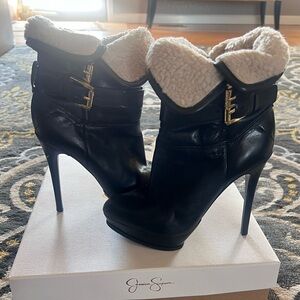 Michael Kors High Heel Ankle Boots concerable foldover top great cond size 5